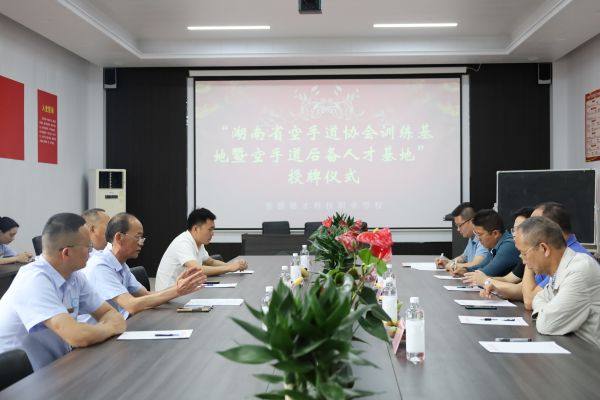 常德德才科技職業(yè)學(xué)校,常德招生就業(yè),電子商務(wù)專(zhuān)業(yè)學(xué)校,專(zhuān)業(yè)學(xué)校報(bào)考哪里好 常德德才科技職業(yè)學(xué)校,常德招生就業(yè),電子商務(wù)專(zhuān)業(yè)學(xué)校,專(zhuān)業(yè)學(xué)校報(bào)考哪里好